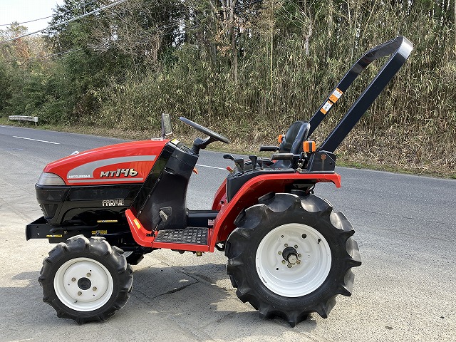 三菱 中古トラクター MT146 新品ハンマーナイフモアMK125付 - 中古 